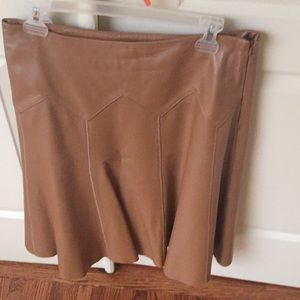 Barami skirt size 8 100% sheep kappa leather